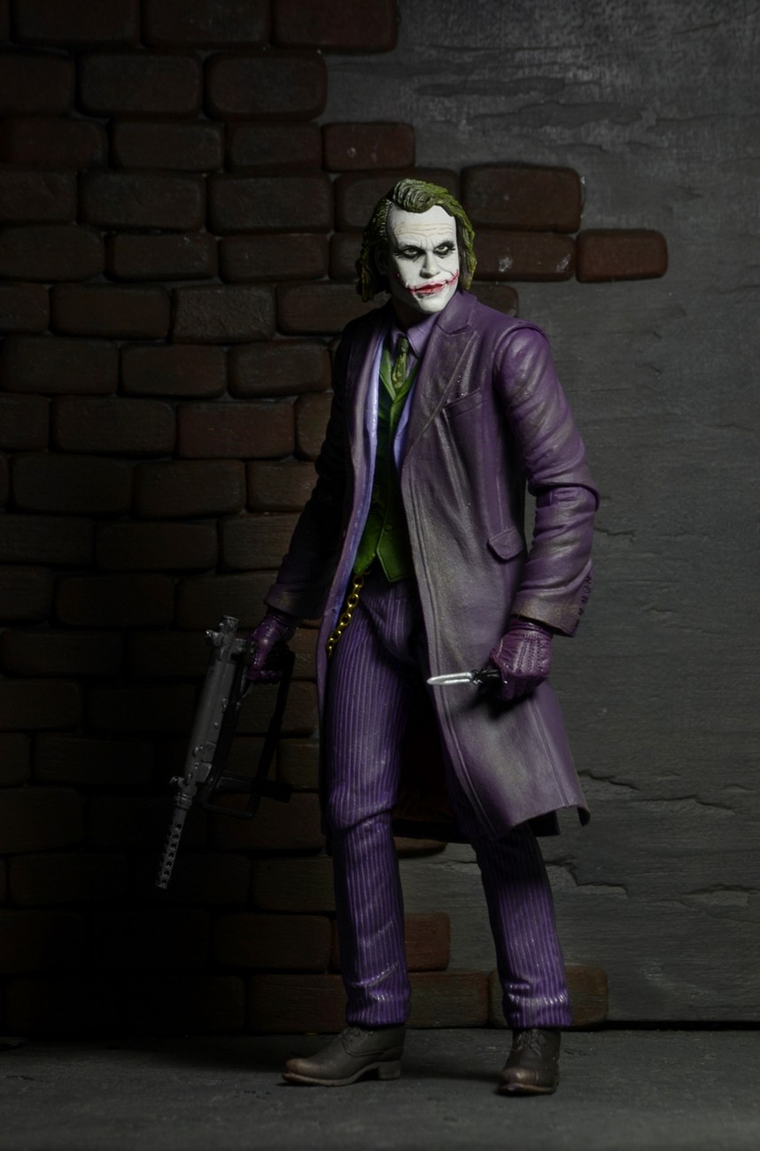 Batman The Dark Knight The Joker 1:4 Scale Action Figure